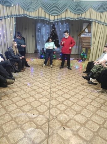 Новогодняя конкурсная программа для молодежи